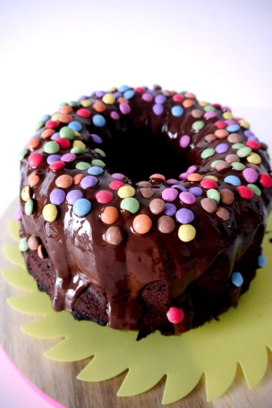 Der leckerste Schokoladenkuchen aller zeiten mit smarties saftig feucht Kindergeburtstag